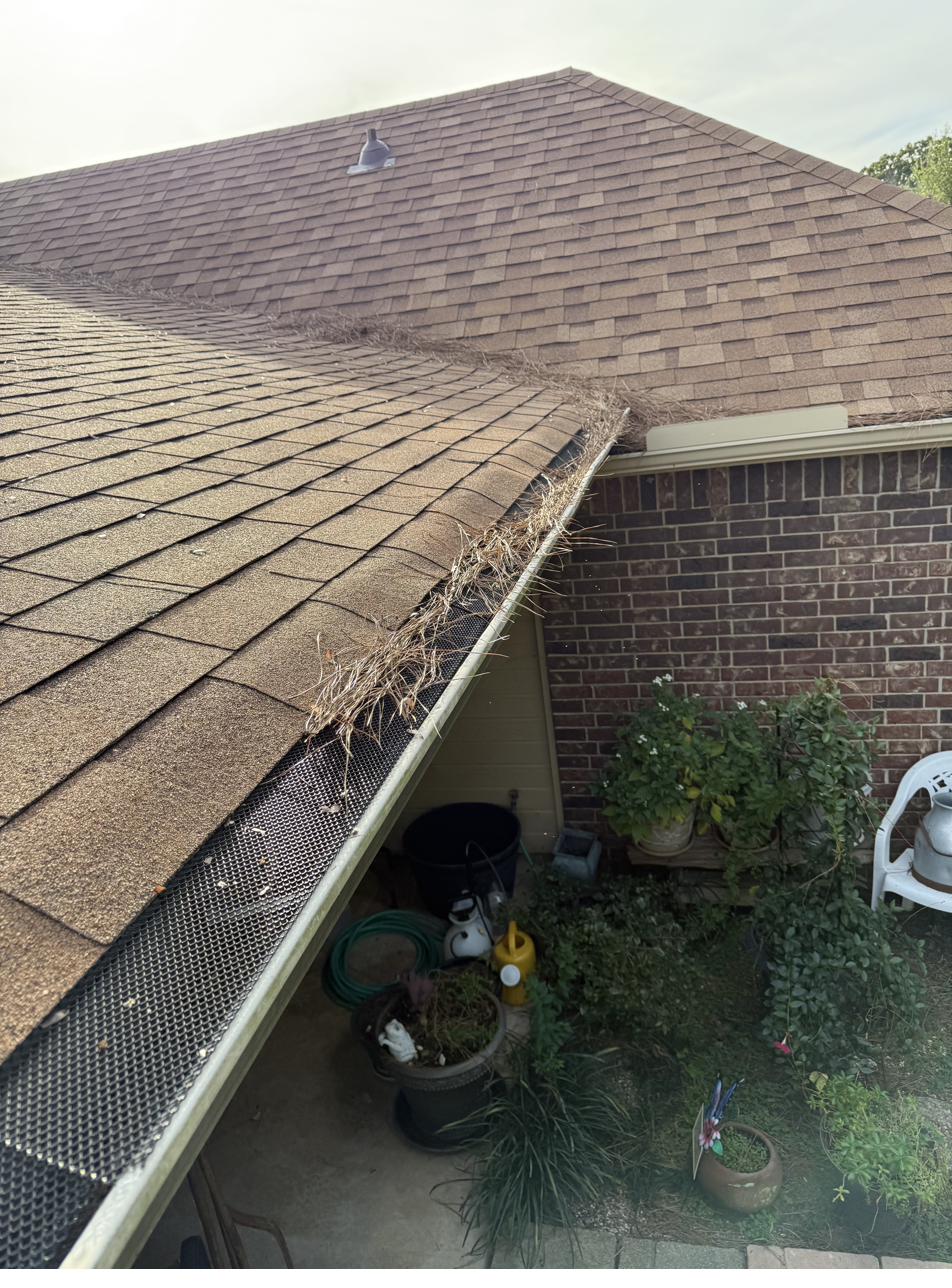 Clogged gutters before cleaning Texarkana